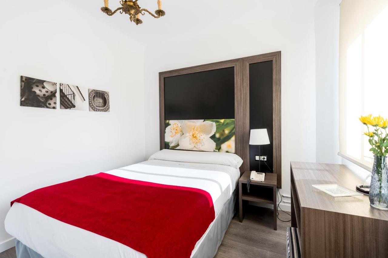Hotel Sevilla Екстериор снимка