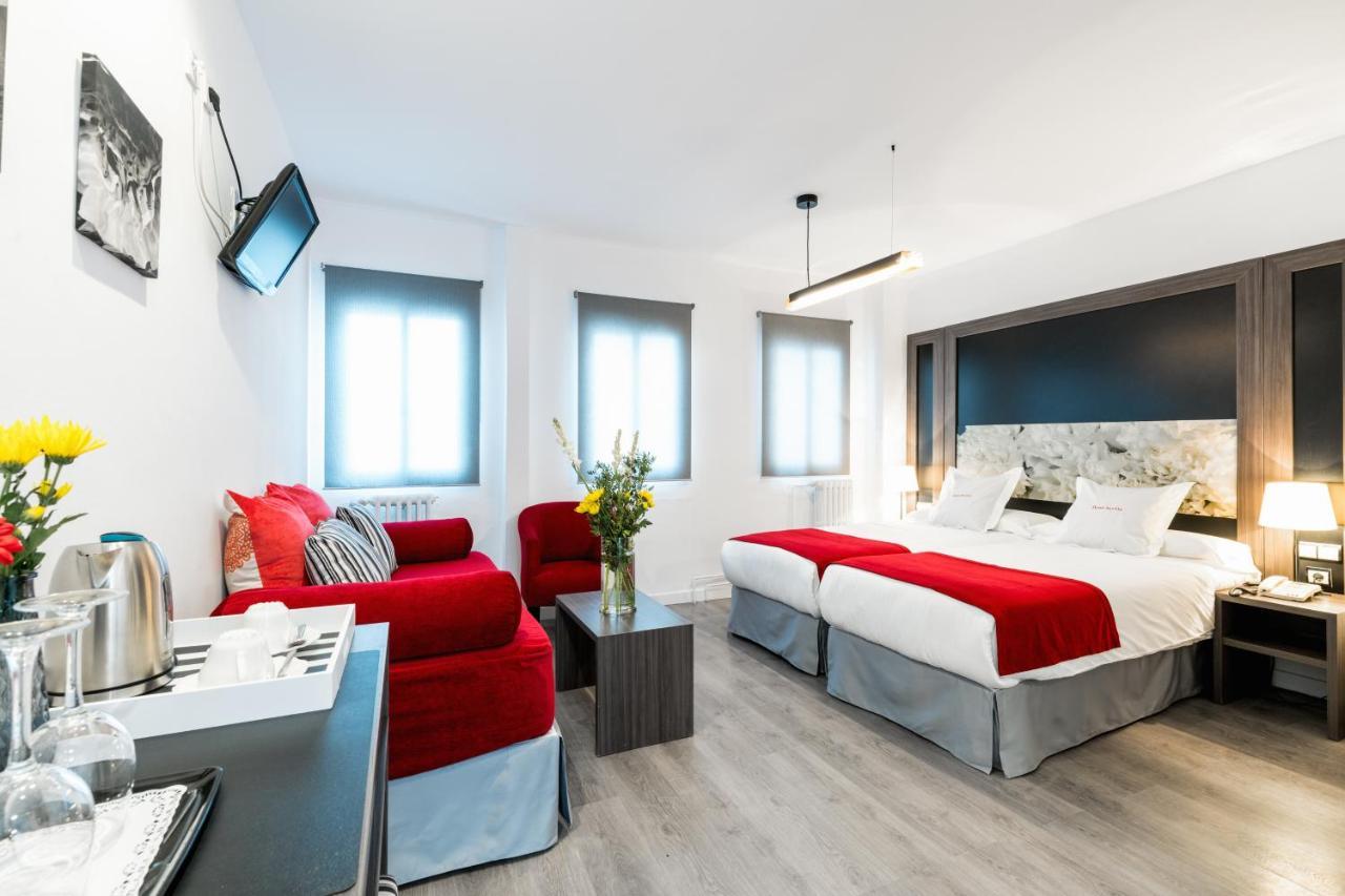 Hotel Sevilla Екстериор снимка