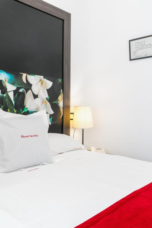Hotel Sevilla Екстериор снимка